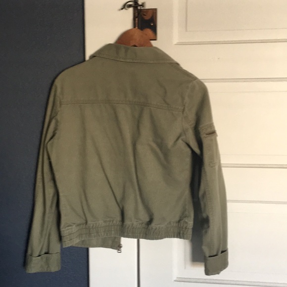 Olive green canvas jacket. Rubbish. M - Picture 4 of 5